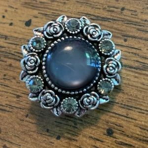 Snap button for snap jewelry. Buy 3 get 1 free!